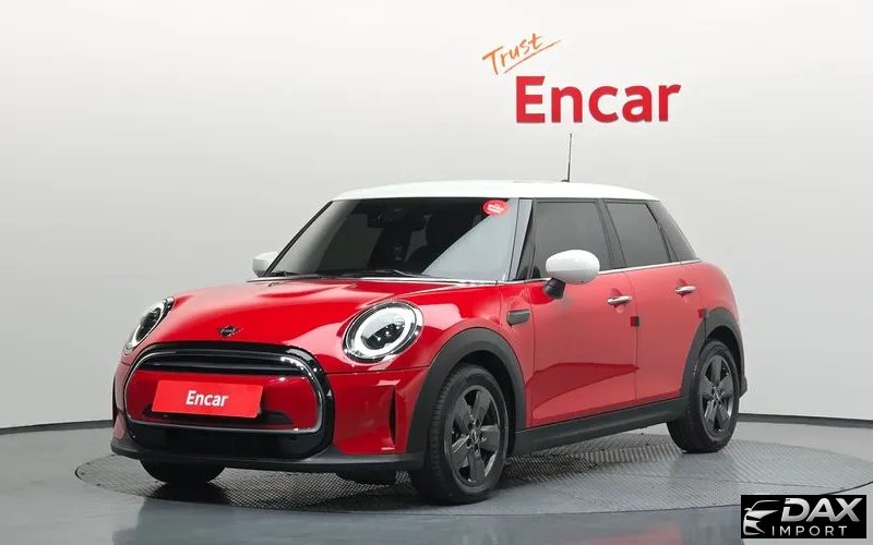 Mini Cooper 5Door Classic Launch Pack