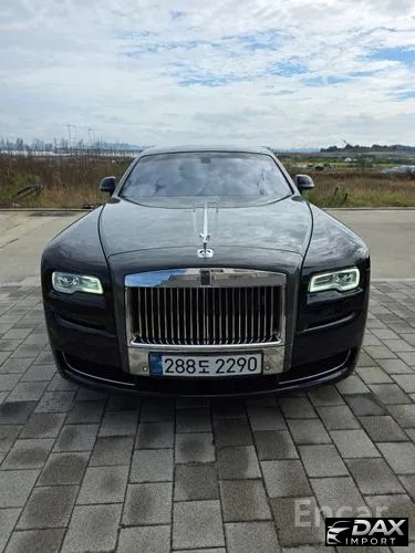 Rolls-Royce Ghost 6.6 EWB V12