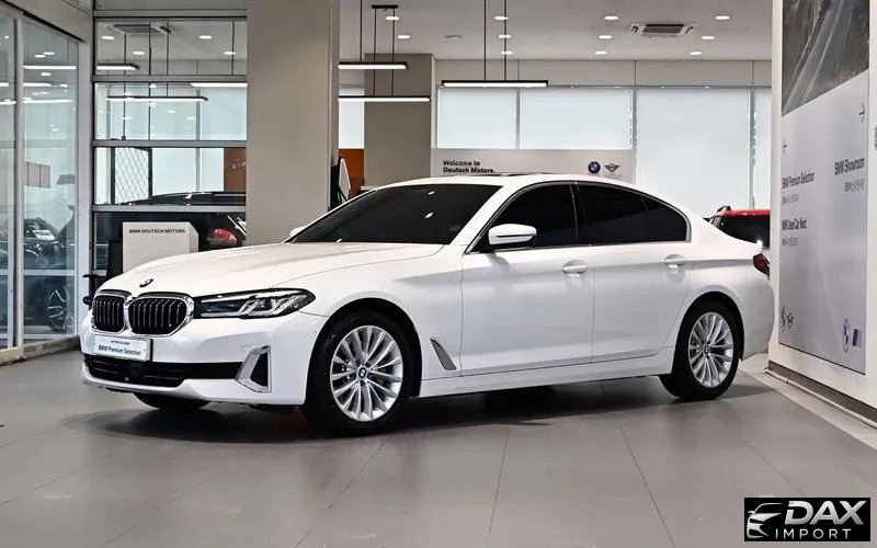 BMW 5-Series 530i Luxury