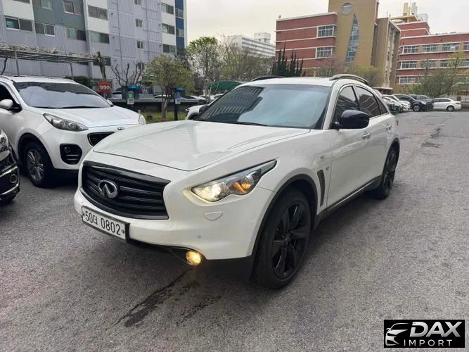 Infiniti QX70 3.7 AWD Special Edition