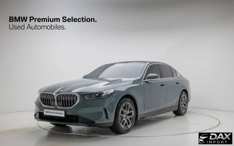 BMW 5-Series 520i