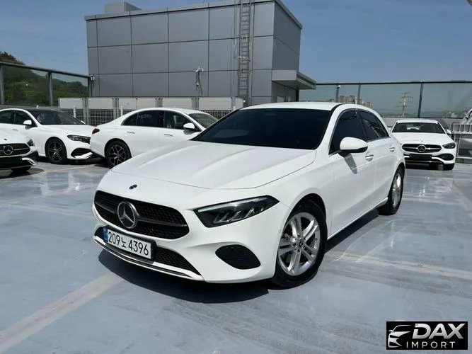 Mercedes-Benz A-Class A220 Hatchback