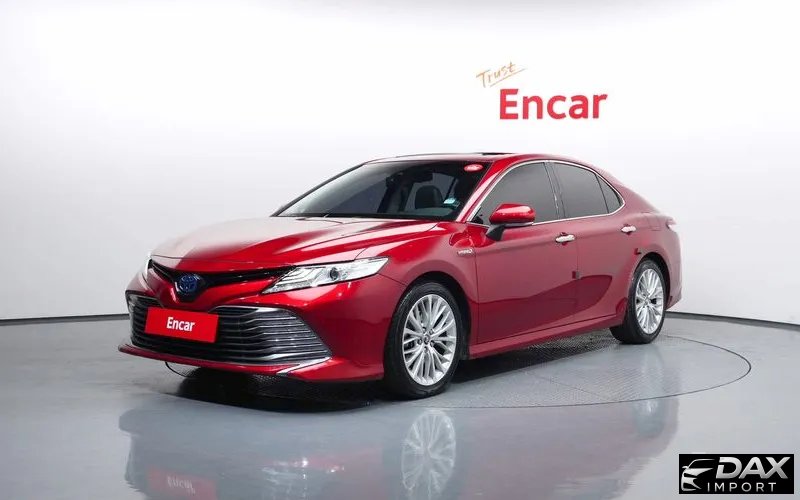 Toyota Camry 2.5 XLE Hybrid