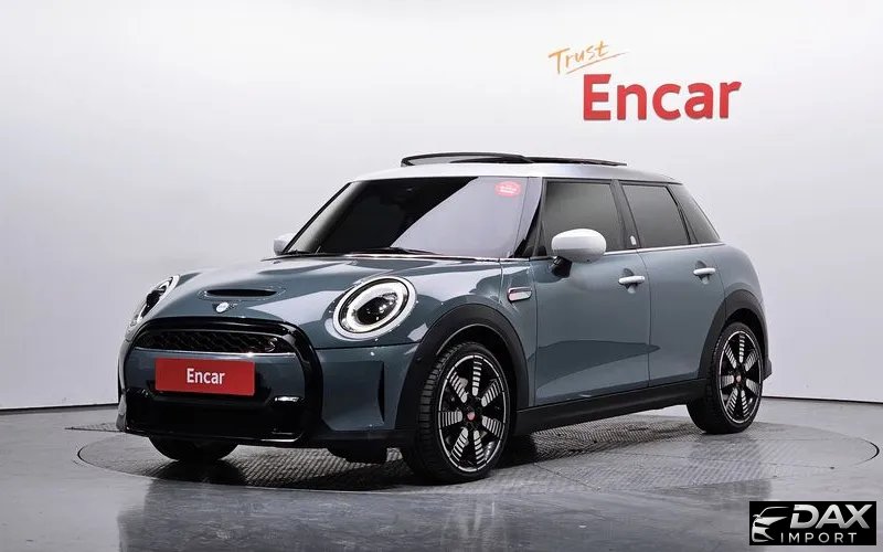 Mini Cooper 5Door Multitione Edition