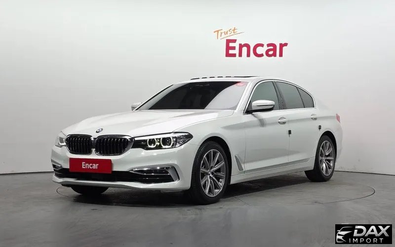 BMW 5-Series 520i Luxury