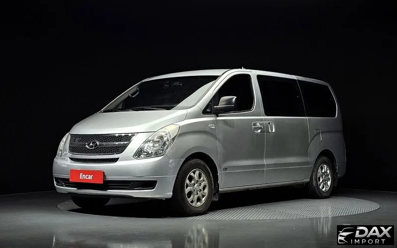 Hyundai Starex 12-Seater Wagon