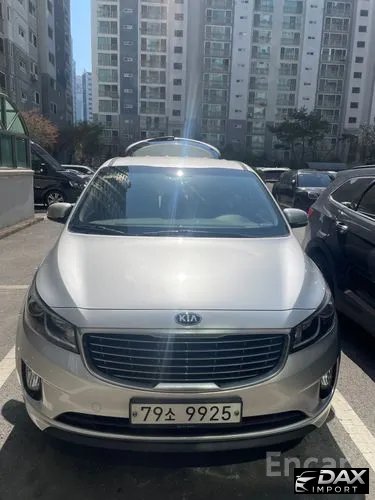 Kia Canival 11-seater Deluxe