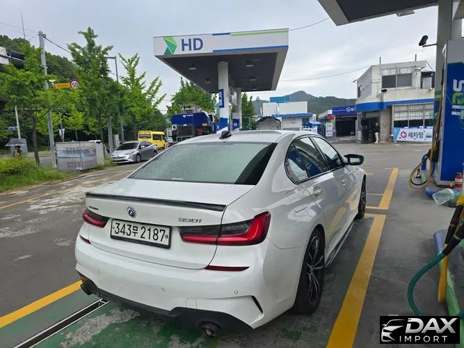 BMW 3-Series 330i M Sport