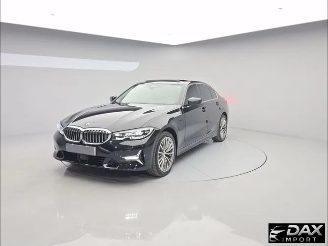 BMW 3-Series 330e Luxury