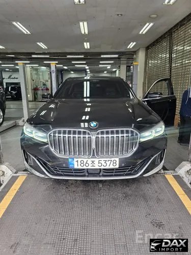 BMW 7-Series 740Li xDrive Design Pure Excellence