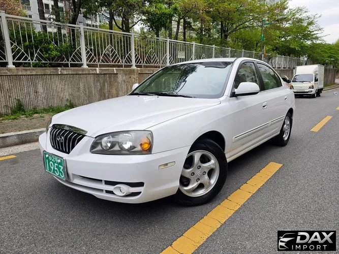 Hyundai AVANTE 1.6 VVT Deluxe