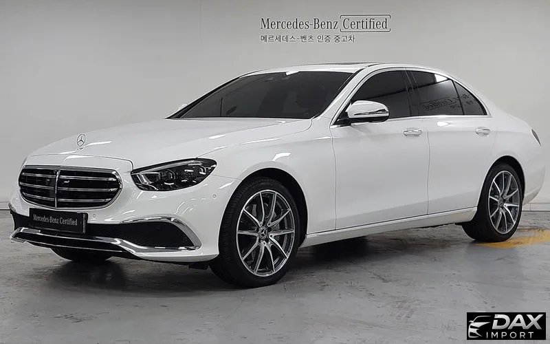 Mercedes-Benz E-Class E300e 4MATIC Exclusive