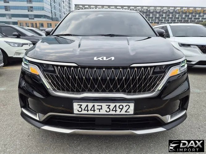 Kia Canival 7-Seater Noblesse