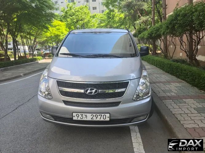 Hyundai Starex 5-Seater VAN