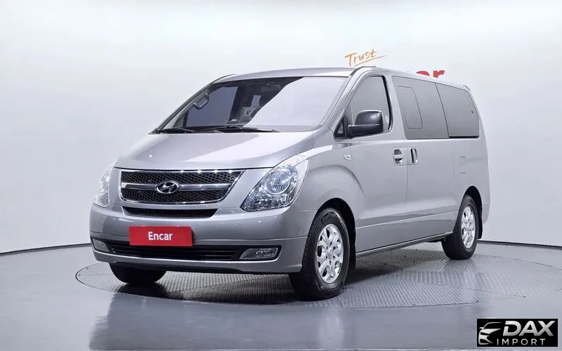 Hyundai Starex 12-Seater Wagon