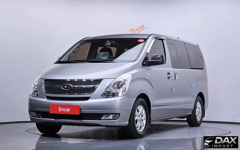 Hyundai Starex 12-Seater Wagon