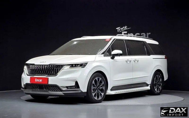 Kia Canival 7-Seater Outdoor
