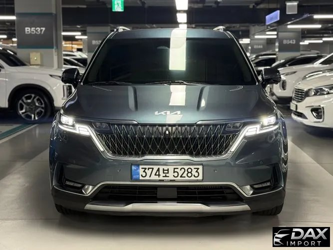 Kia Canival 9-Seater Signature