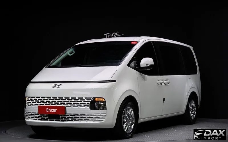 Hyundai Staria Tourer 9-Seater