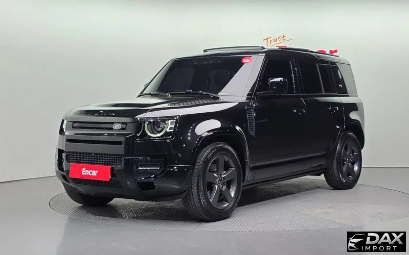 Land Rover Defender 110 P300 X-Dynamic SE