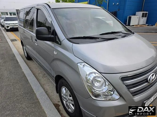 Hyundai Starex 5-Seater VAN