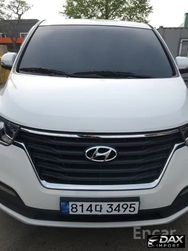 Hyundai Starex Van 5-Seater