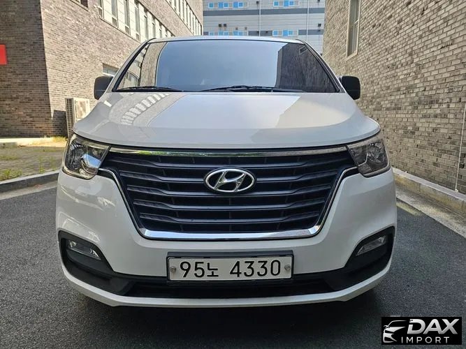 Hyundai Starex Van 5-Seater