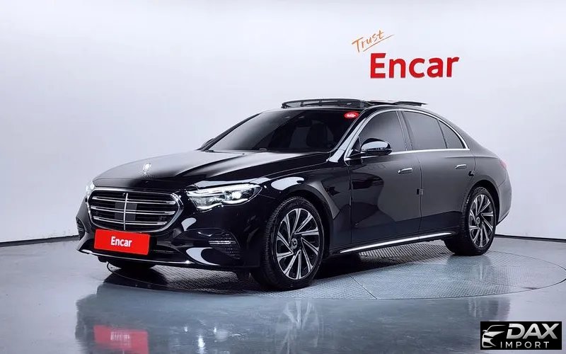 Mercedes-Benz E-Class E300 4MATIC Exclusive