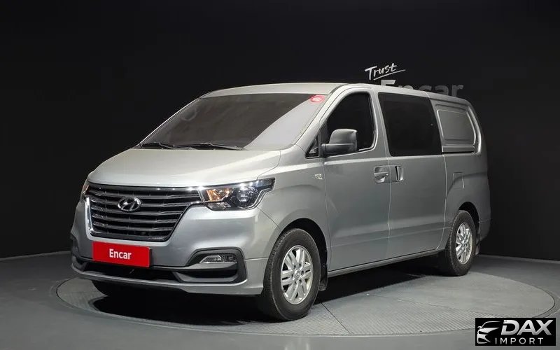 Hyundai Starex Van 5-Seater