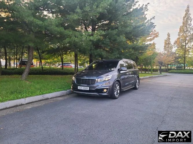 Kia Canival 9-seater Noblesse