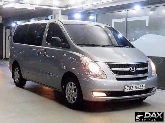 Hyundai Starex 12-Seater Wagon