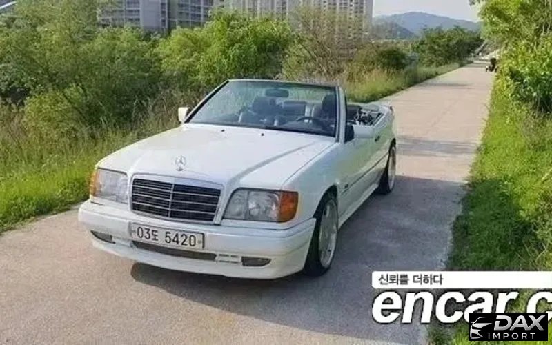 Mercedes-Benz E-Class E320