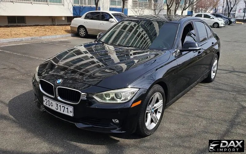 BMW 3-Series 320i