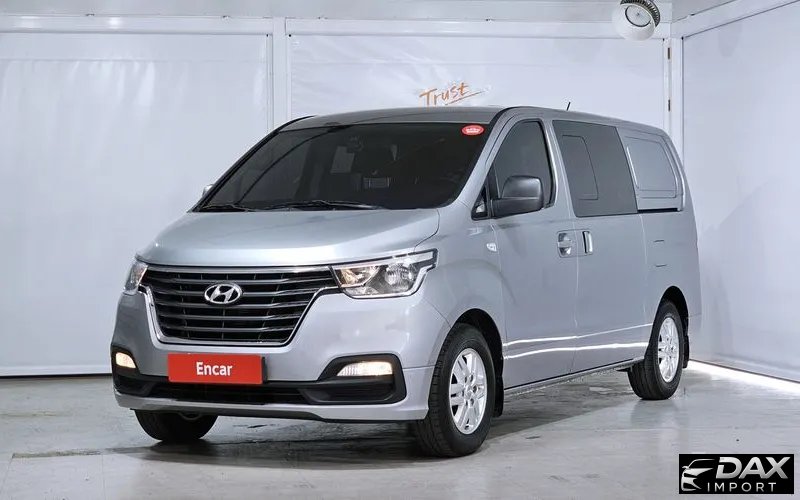 Hyundai Starex Van 5-Seater