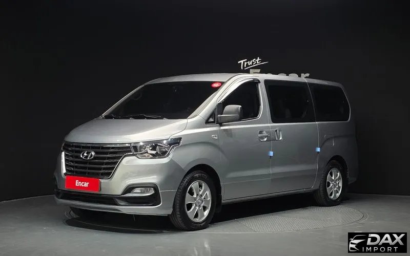 Hyundai Starex Wagon 12-Seater