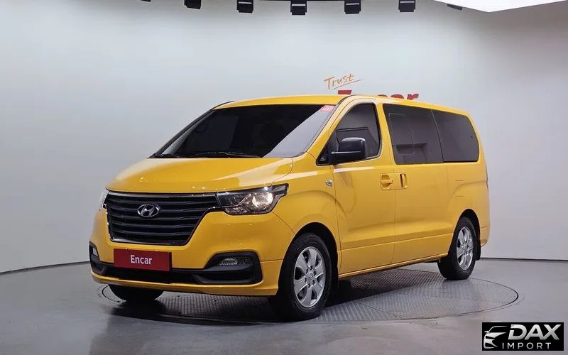 Hyundai Starex Wagon 12-Seater