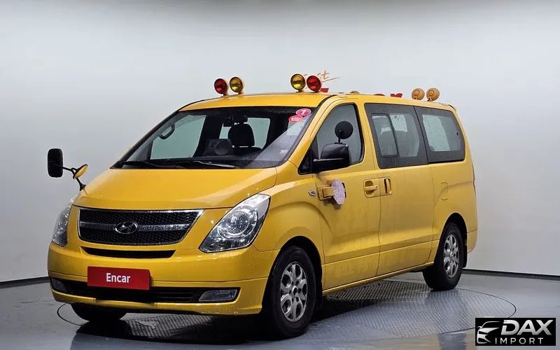 Hyundai Starex Guard car of children