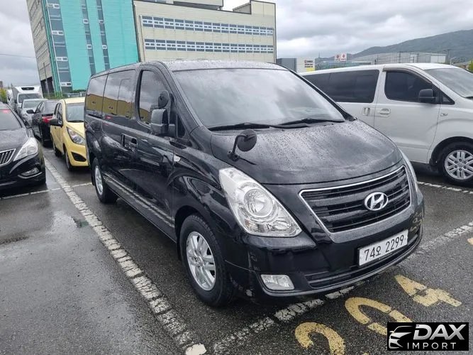 Hyundai Starex 11-Seater Wagon