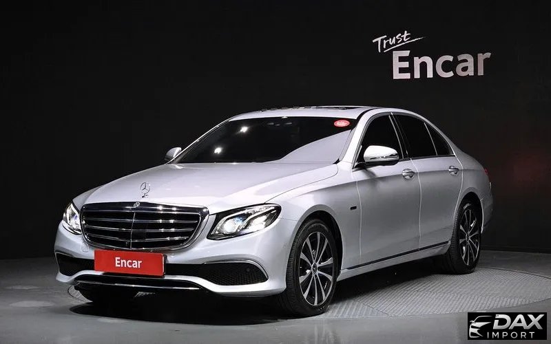 Mercedes-Benz E-Class E300e 4MATIC Exclusive