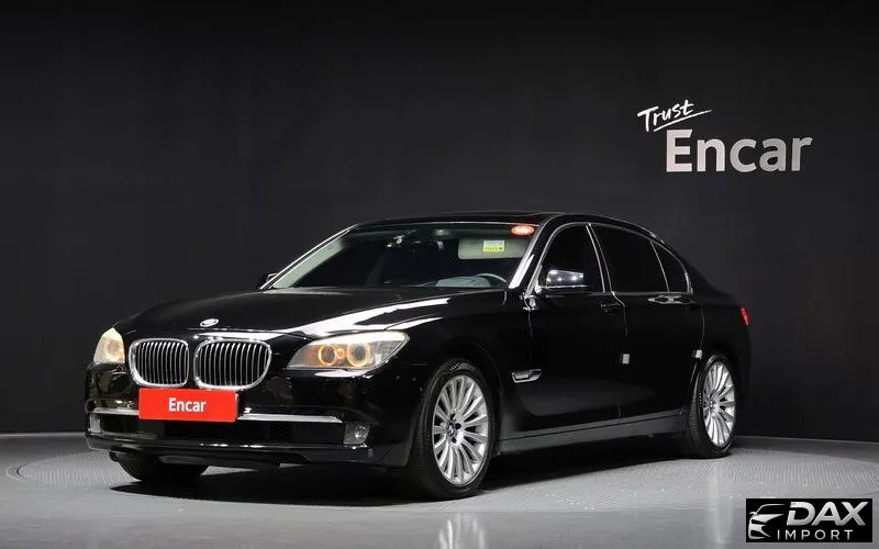 BMW 7-Series 740Li