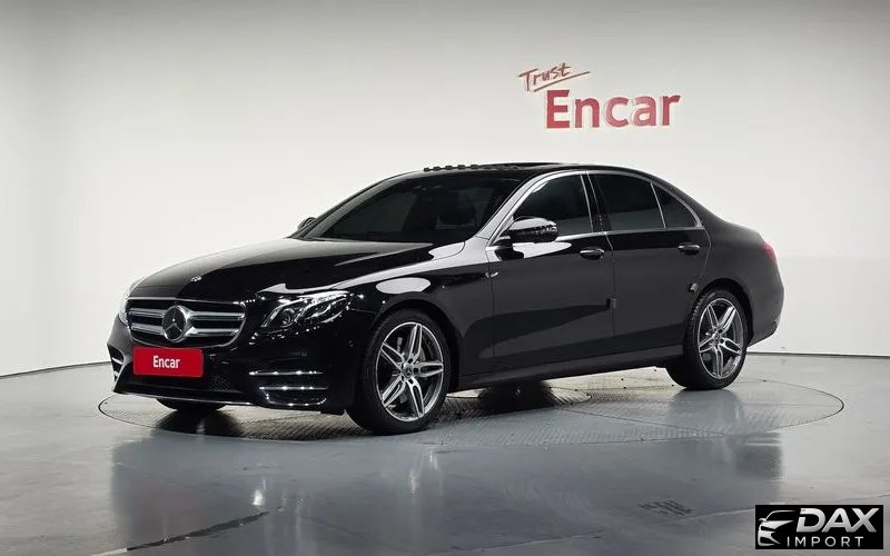 Mercedes-Benz E-Class E300 4MATIC AMG Line