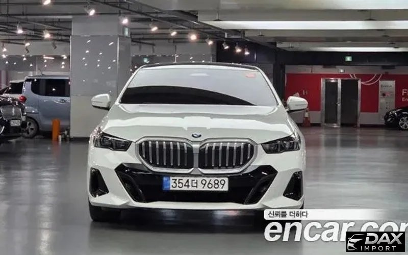 BMW 5-Series 530i xDrive M Sport