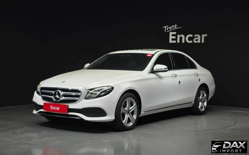 Mercedes-Benz E-Class E220d 4MATIC Avantgarde