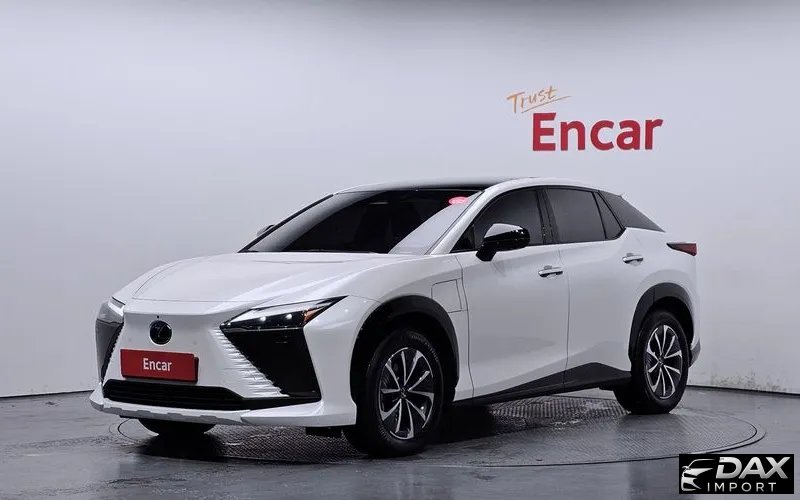 Lexus RZ Luxury