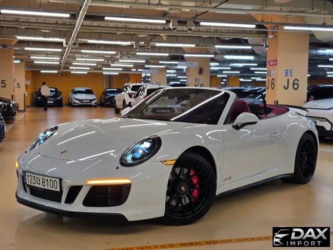 Porsche 911 Carrera 4 GTS Cabriolet