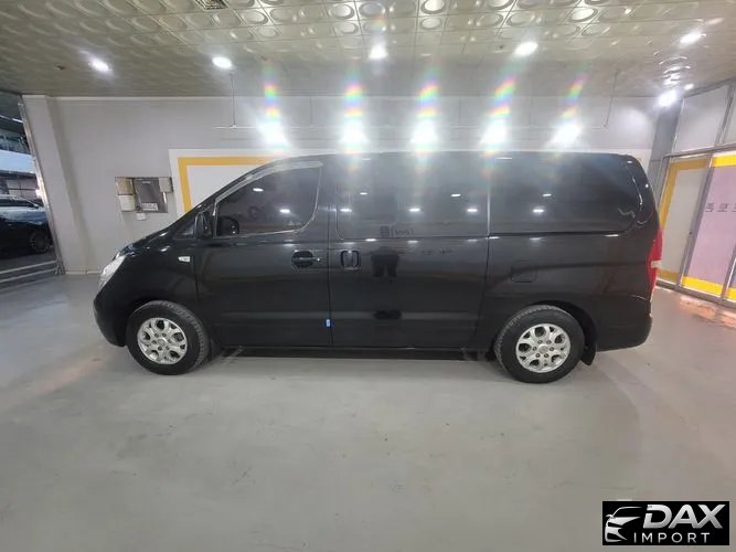 Hyundai Starex 5-Seater VAN