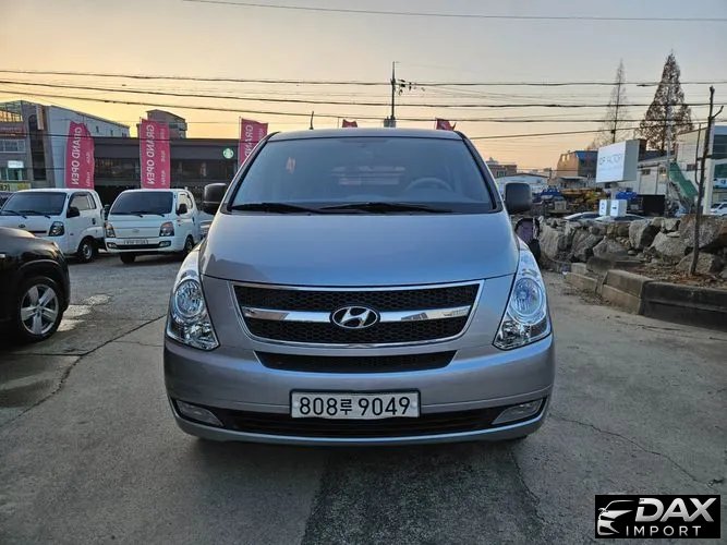 Hyundai Starex 5-Seater VAN