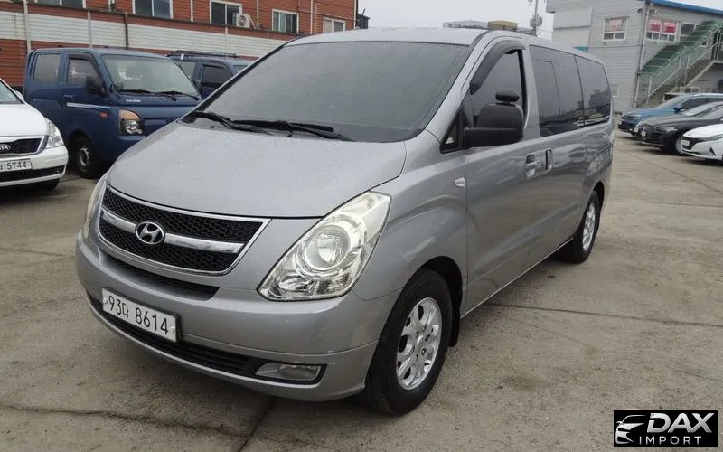 Hyundai Starex 5-Seater VAN