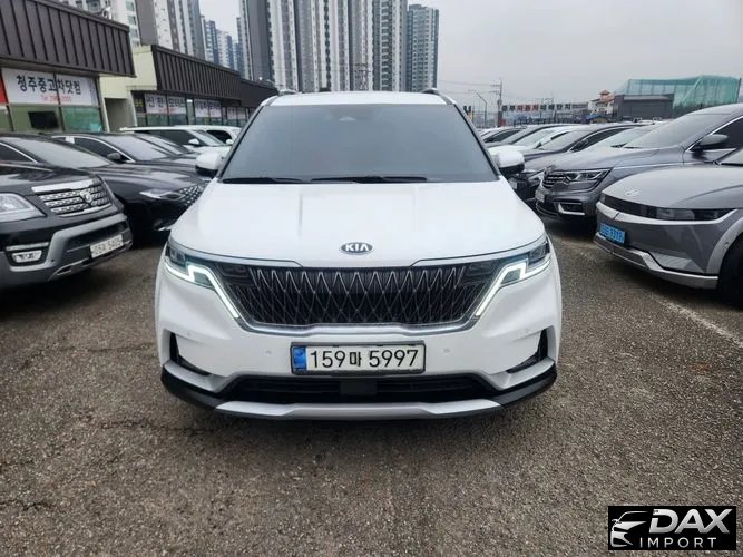 Kia Canival 9-Seater Prstige