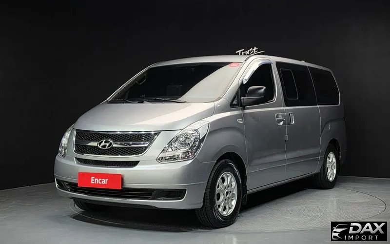 Hyundai Starex 12-Seater Wagon